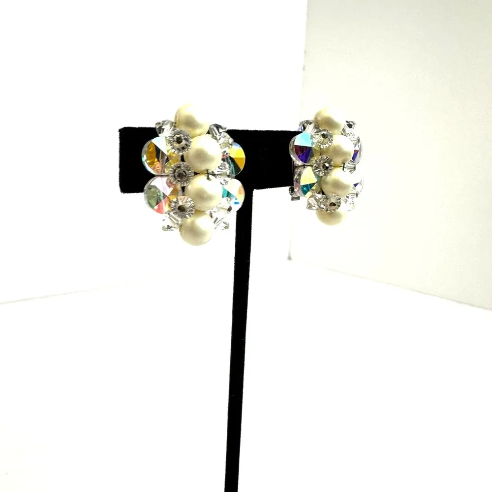 Vintage Faux Pearl Aurora‎ Borealis Crystal Cluster Clip On Earrings Silver Tone